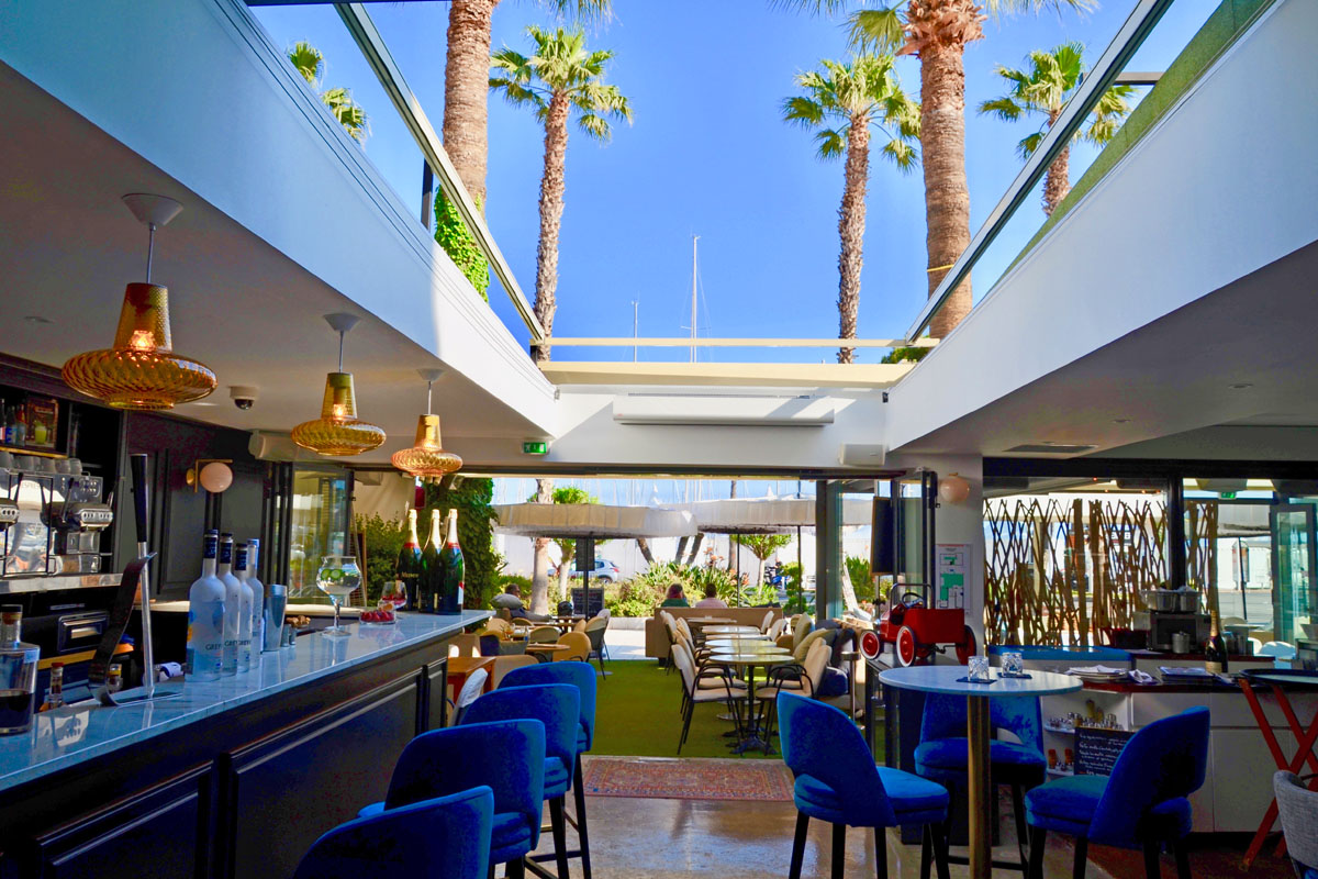 auberge du port bandol